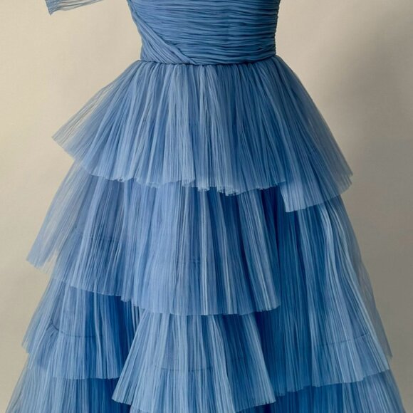 Brand New US 4 GEORGES HOBEIKA Blue Tiered Tulle Gown - Picture 6 of 8